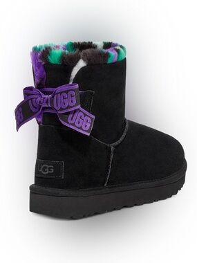 NEW Ugg Bailey Mini Bow Punk Boots size 8 💜